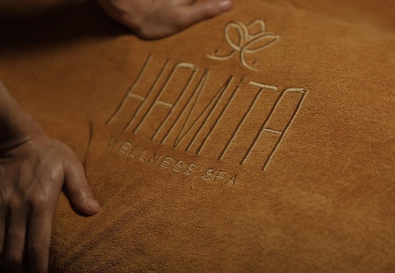 hamita neck shoulder massage